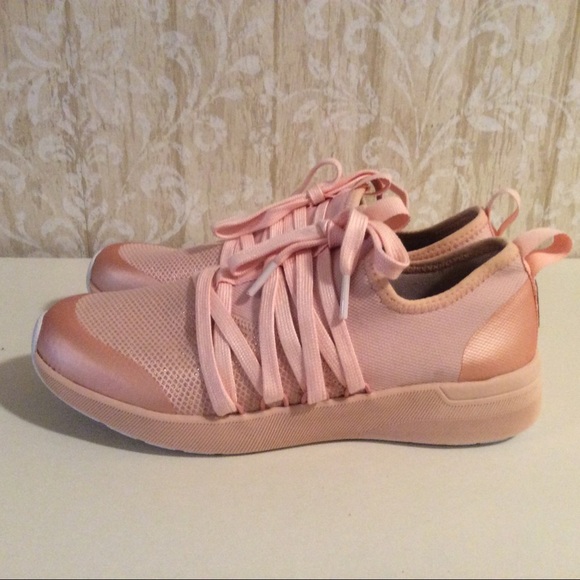keds studio flash